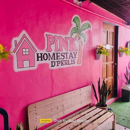 Pink Homestay D'Perlis Кангар Екстериор снимка