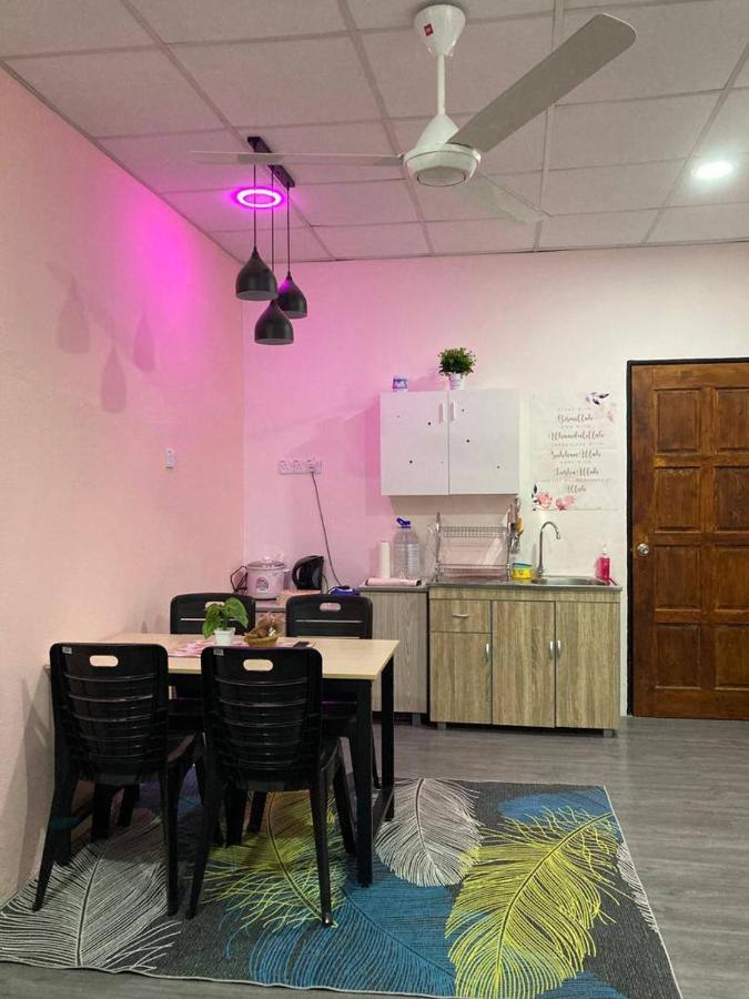 Pink Homestay D'Perlis Кангар Екстериор снимка